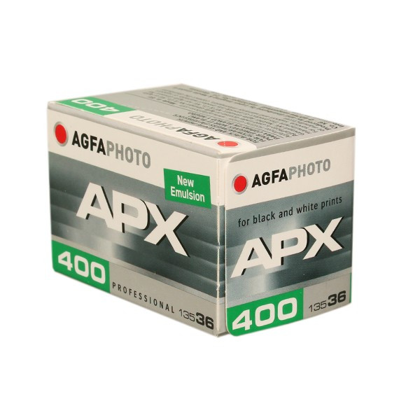 Film Blanc Noir et le Miniature 35mm Agfa Agfa Apx 400 135-36 S/W B/W Noir 