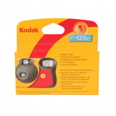 KODAK FUN FLASH 27+12